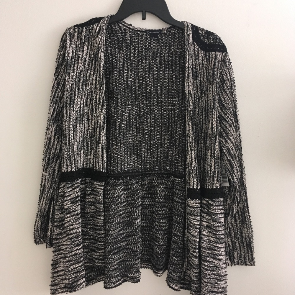 🆕 LAST ONE!! Cozy Sweater - Picture 3 of 7